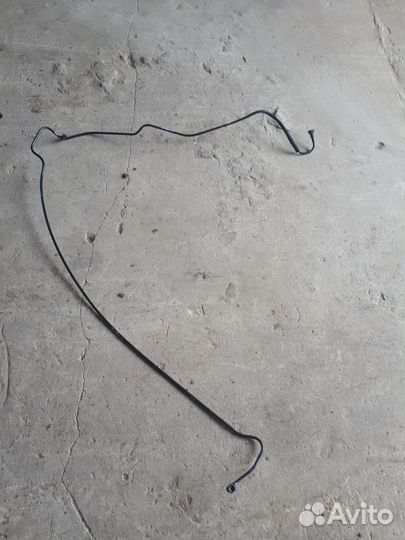 Трубка топливная Рено Логан (Сандеро) с 2005 г