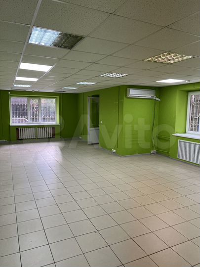 Офис, торговое помещение 164.8 м²