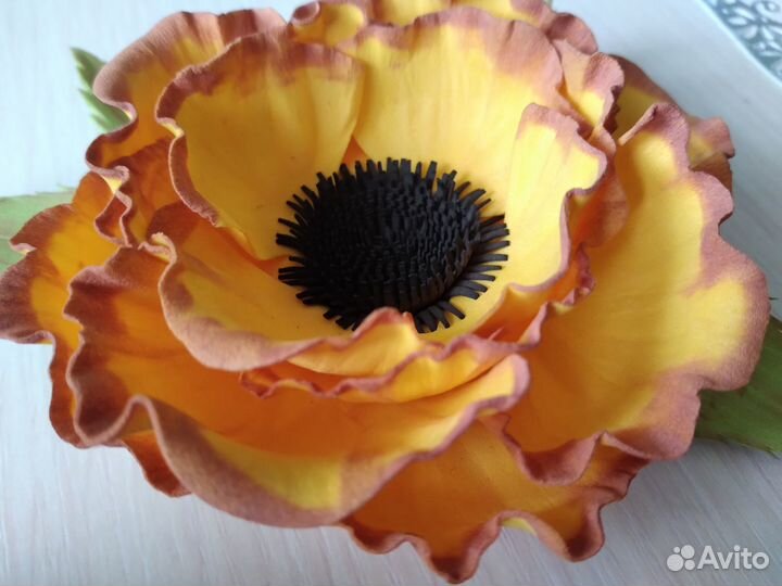 Брошь ручной работы из фоамирана