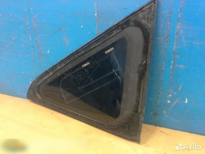 Стекло кузовное глухое левое Nissan Murano (Z50) 2
