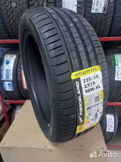 Forceland Vitality F22 235/45 R18