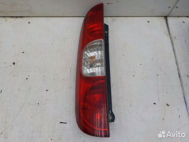 Фонарь задний левый Fiat Doblo 2005