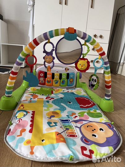 Развивающий коврик fisher price с пианино