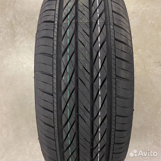 Tracmax X-Privilo H/T 215/70 R16