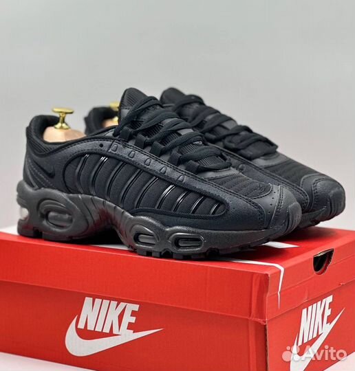 Кроссовки Nike Air Max Tailwind 4