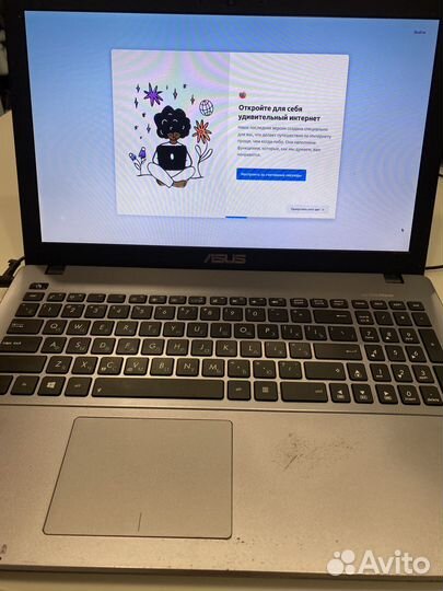 Ноутбук asus X550LA Intel Core i3