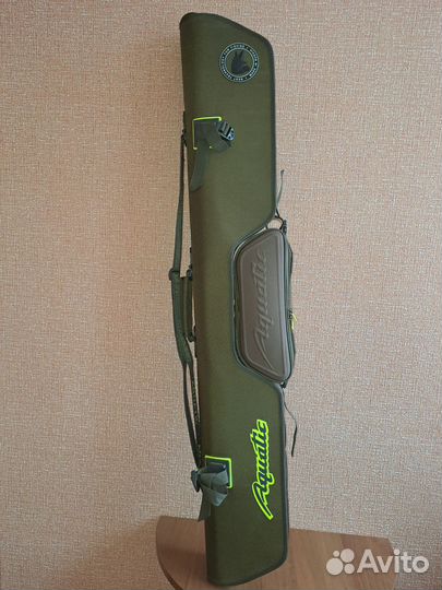 Продам жесткий чехол для спининга