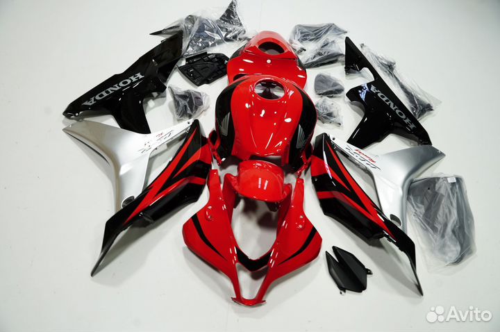 Комплект пластика на Honda CBR 600RR 2007-2008