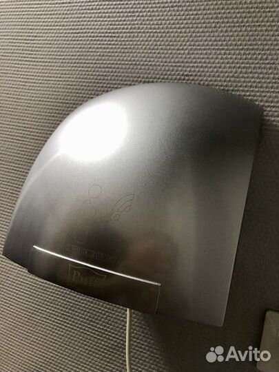 Сушилка для рук puff-8820C