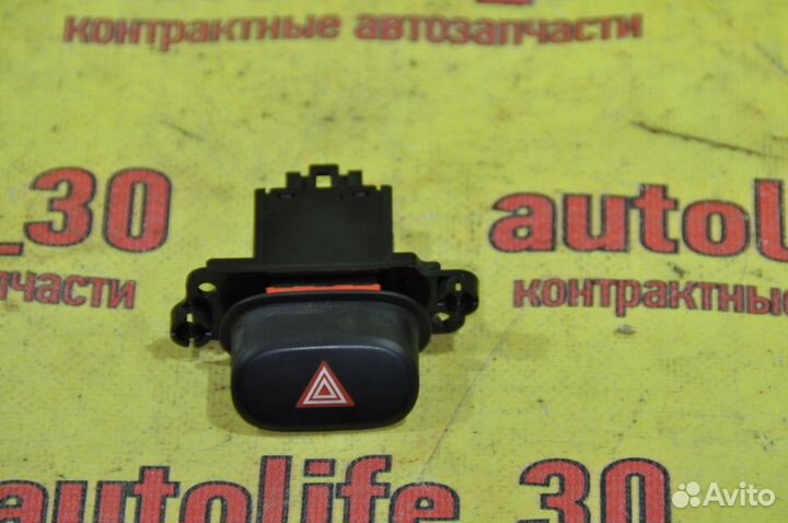 Кнопка аварийной сигнализации Kia Cerato 3