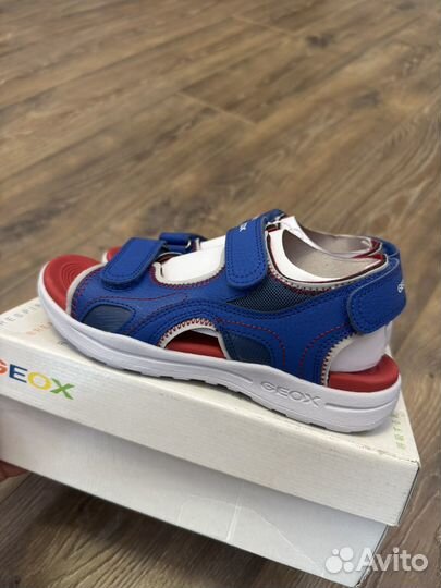 Сандалии geox новые 34