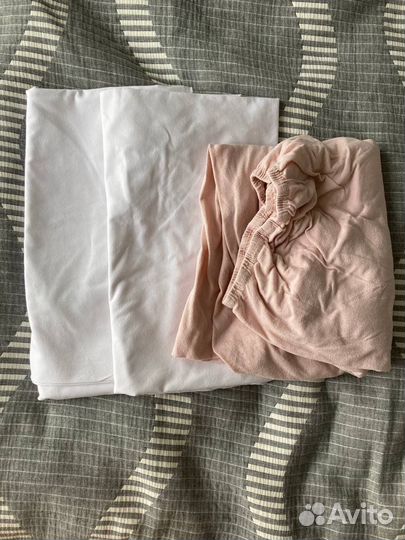 Простыни на резинке 140 на 70