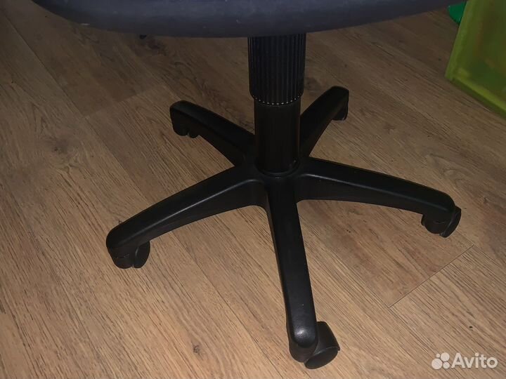 Компьютерное кресло Икеа