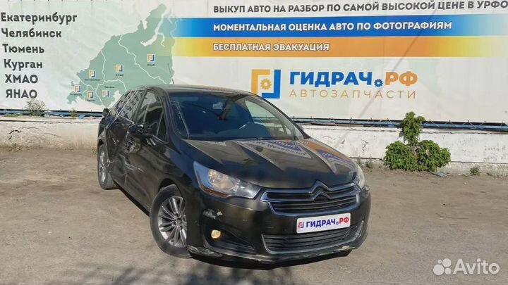 Накладка консоли правая Citroen C4 II 98029269ZD