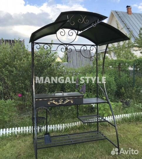 Мангал с крышей