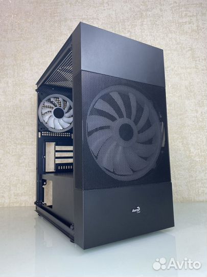 Корпус AeroCool