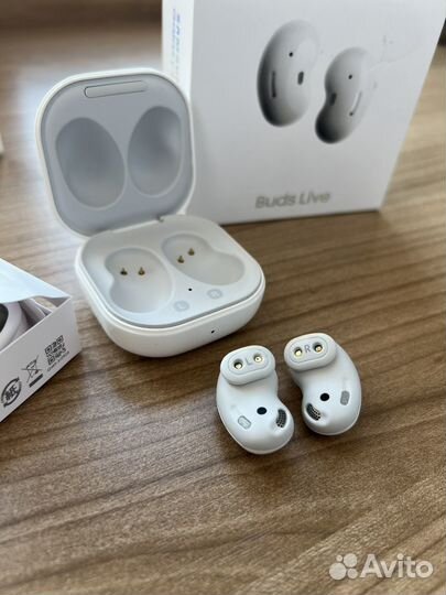 Беспроводные наушники samsung buds live