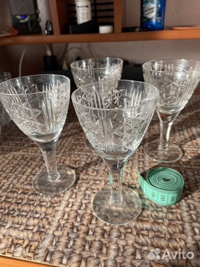 Хрустальные наборы рюмок, бокалов (27 штук)