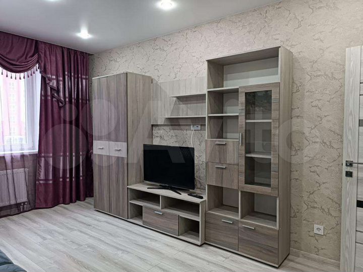 2-к. квартира, 56 м², 2/9 эт.