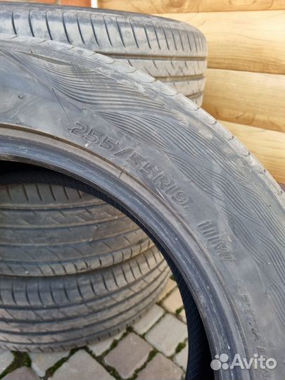 Goodride Solmax 1 255/55 R19