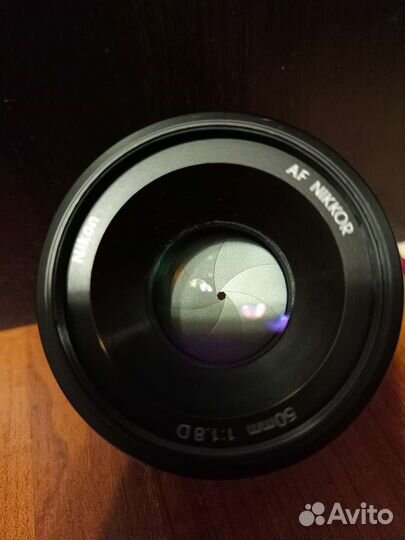 Объектив nikon 50mm 1 8 D