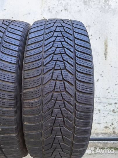 Hankook Winter I'Cept Evo 3 W330 235/45 R19 99V