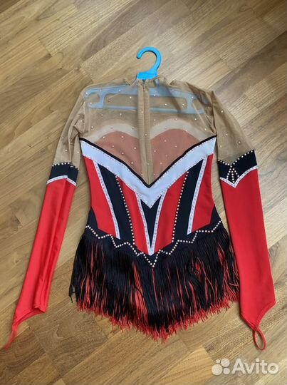 Платье для фигурного катания