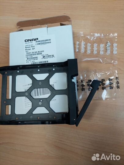 Qnap tray-35-NK-BLK02