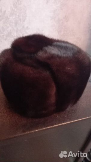 Мужская шапка обманка