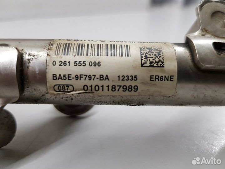 Рейка топливная (рампа) (Ford Explorer)