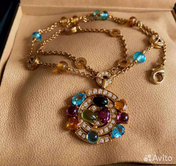 Золотое колье Bvlgari 30гр 1ct