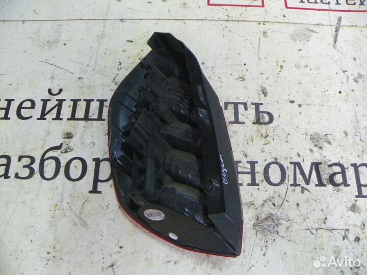 Фонарь задний правый Renault Scenic JM 2003-2006