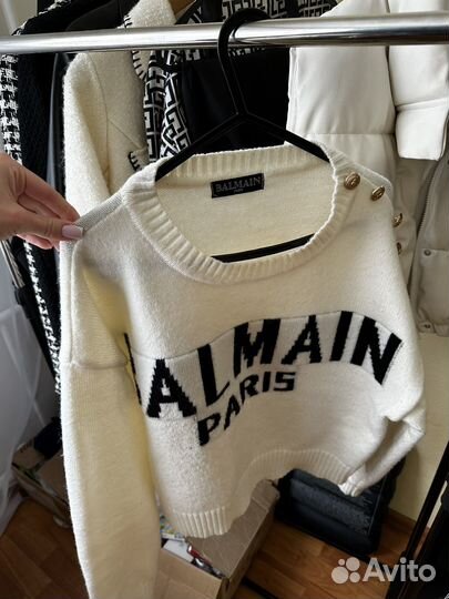 Пакет с вещами женские