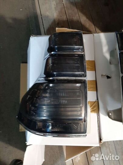 Задние фанари Toyota Prado 150