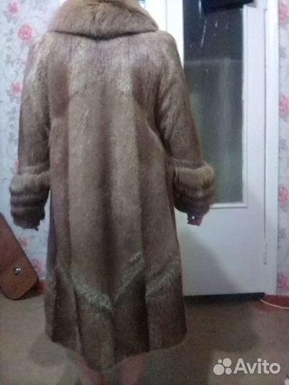 Продается шуба Нутрия. Б/у. 7000