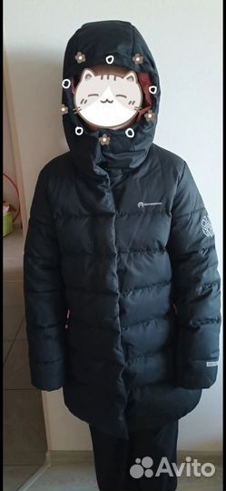 Пуховик на девочку 146