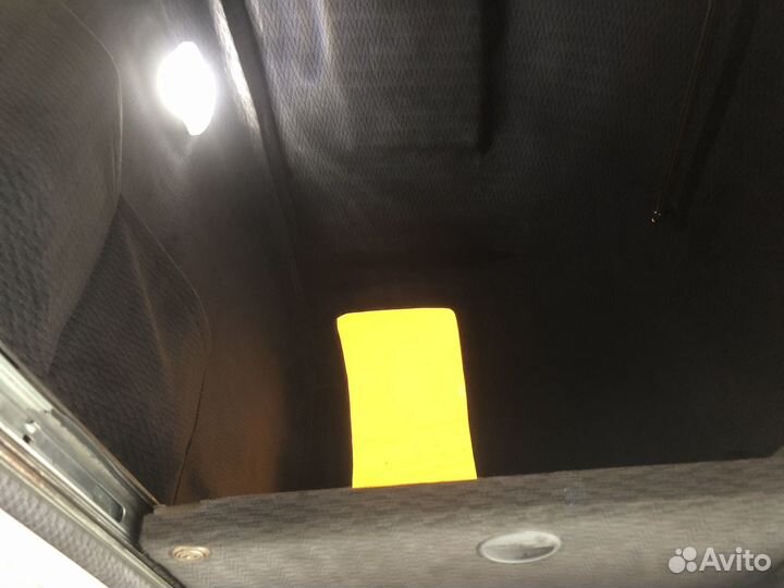 Mitsubishi Fuso Canter, 2001