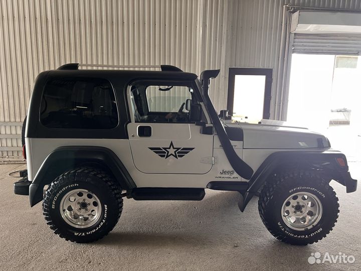 Jeep Wrangler 2.4 МТ, 2006, 162 864 км
