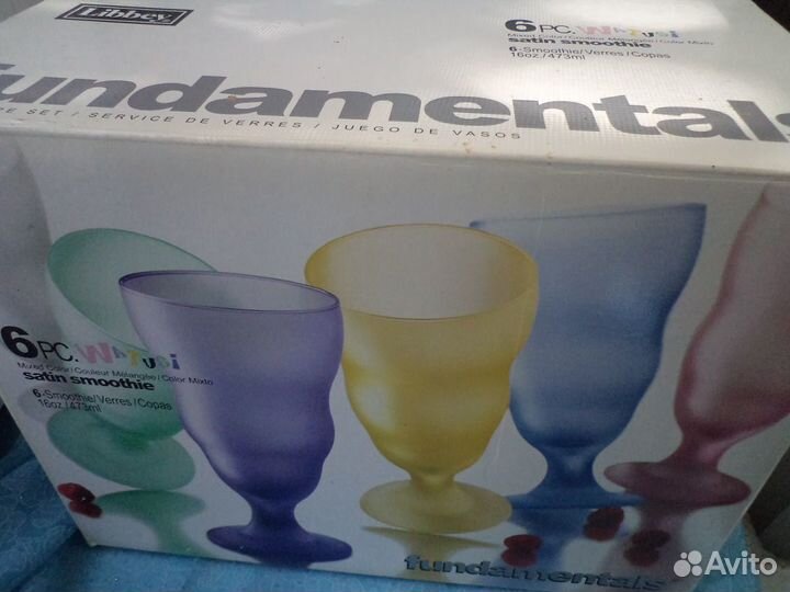 Ваза для конфет на ножке