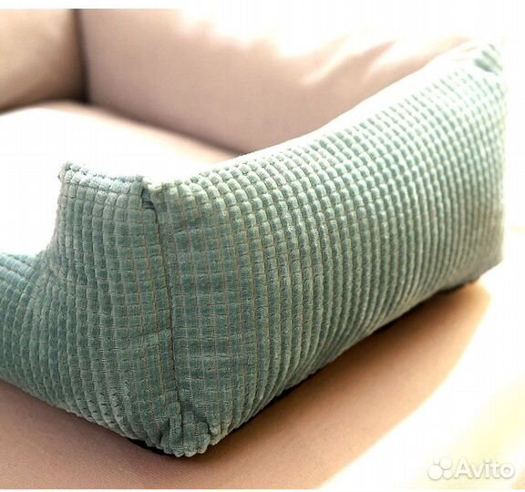 Лежанка для собак и кошек