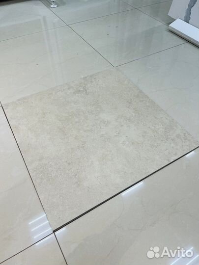 Керамогранит под камень 60x60 Limestone бежевый