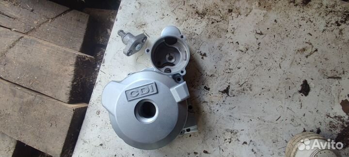 Крышка картера на эндуро