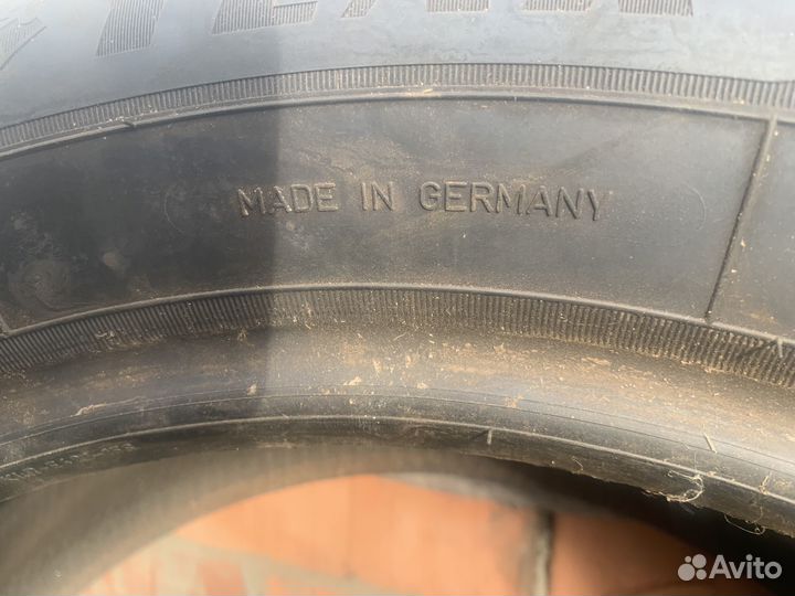 Goodyear UltraGrip Arctic 2 SUV 215/60 R17