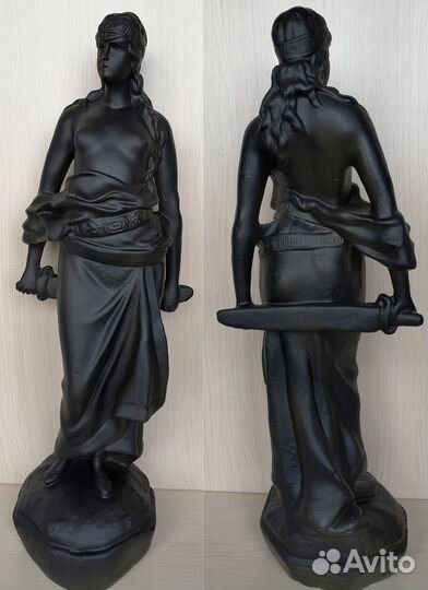 Старинная скульптура статуэтка воин Юдифь