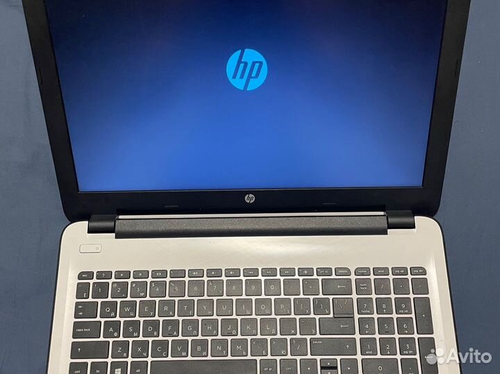 Офисный ноутбук HP