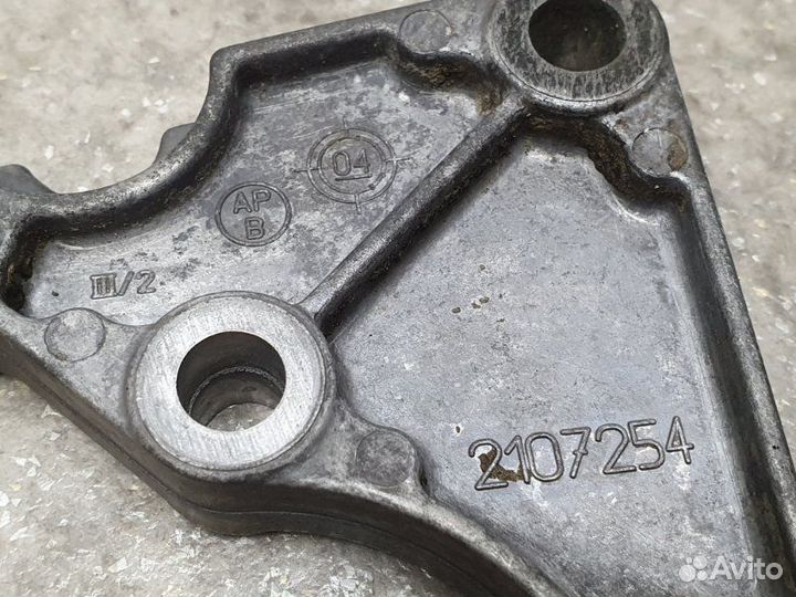 Кронштейн усилителя Mercedes-Benz S-Class W220