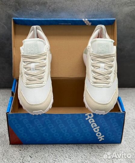 Женские кроссовки Reebok Classic