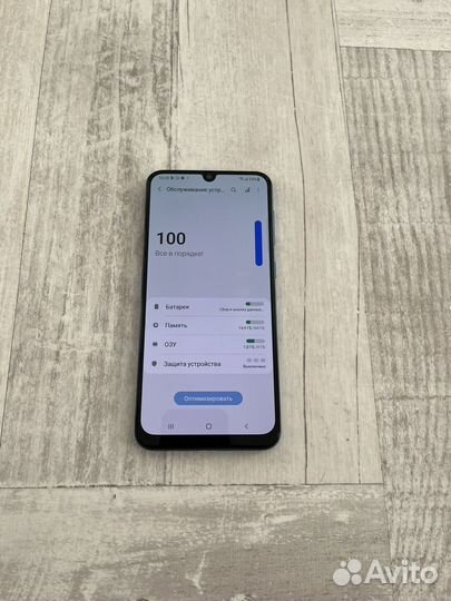 Samsung Galaxy A50, 4/64 ГБ