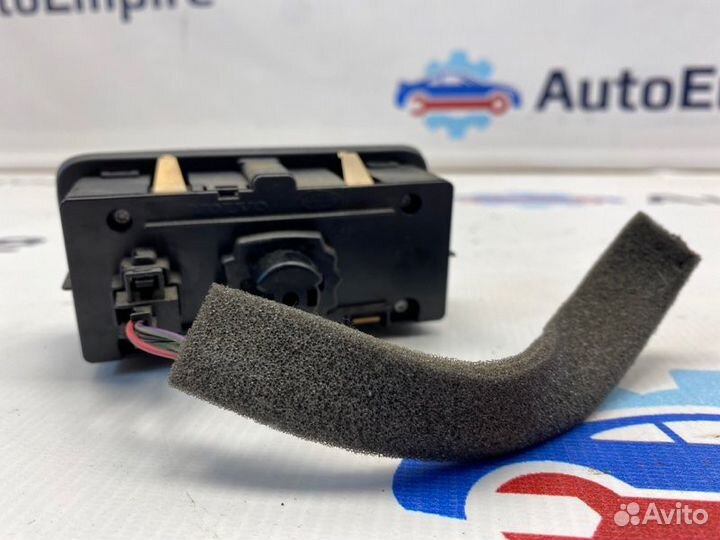 Кнопка регулировки фар Volvo S80 D5244T5 2007