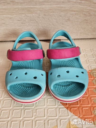 Сандалии crocs c5